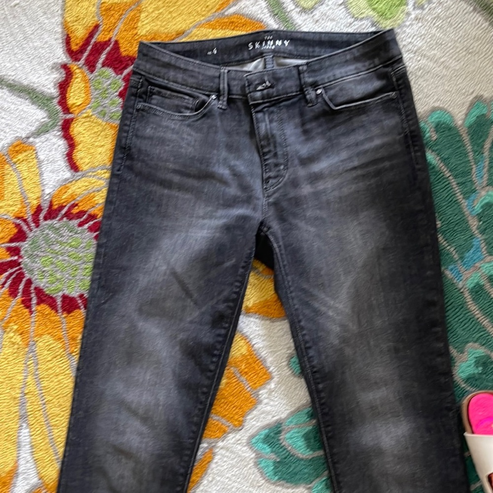 White House black market black jeans size 4